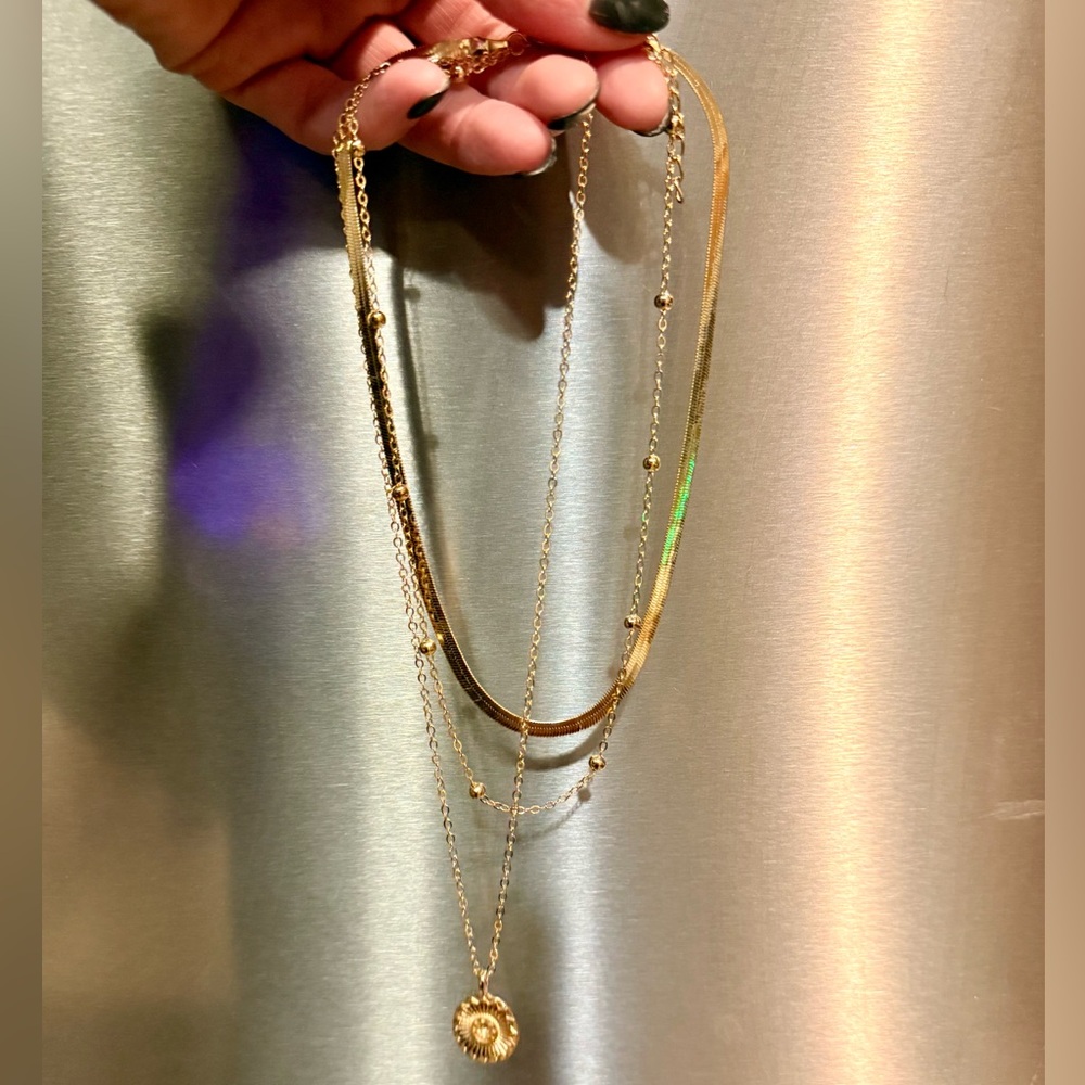 SHEIN Multilayer Chain Necklace with Circle Pendant Design- Gold